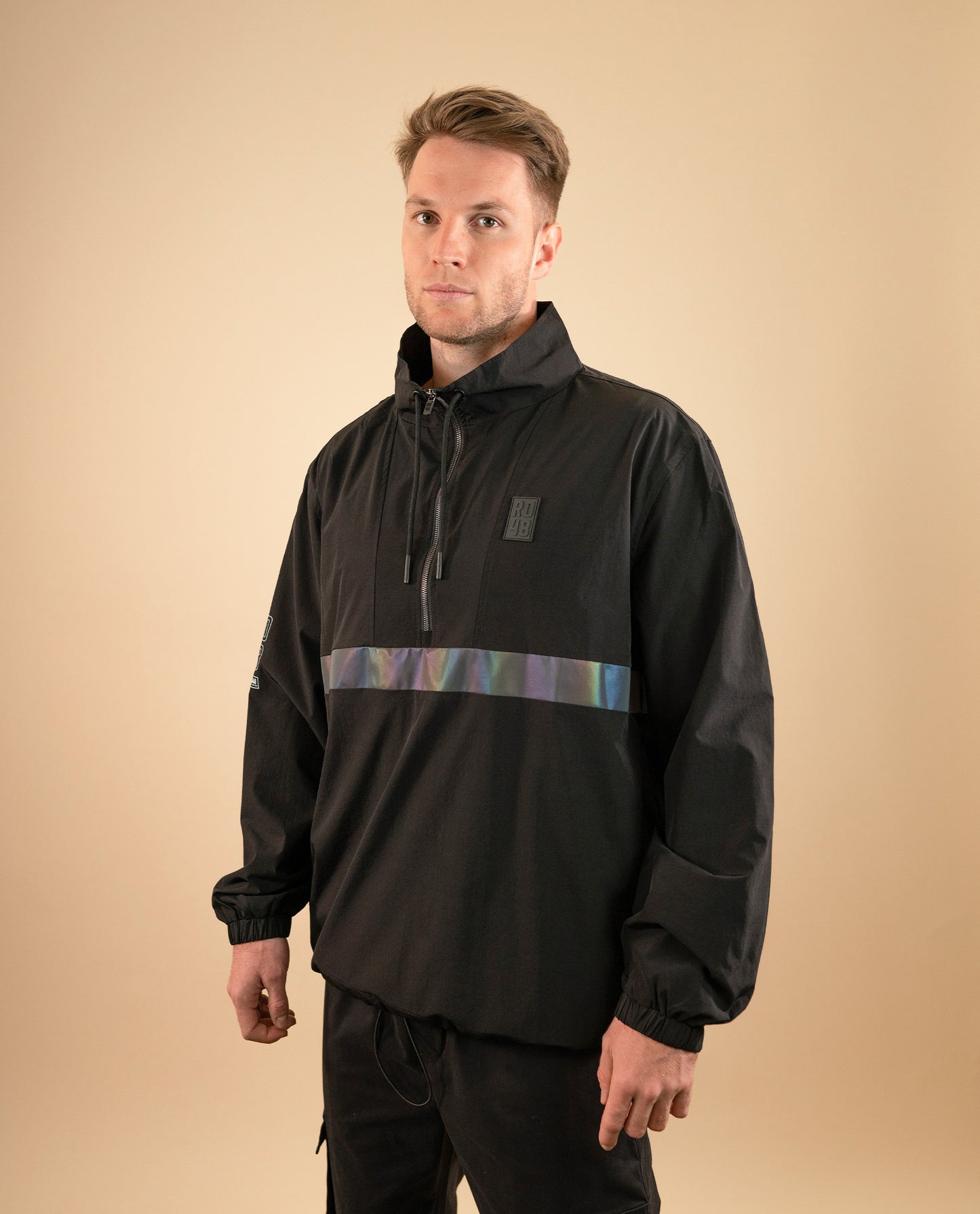 RD48 BLACK SERIES WINDBREAKER