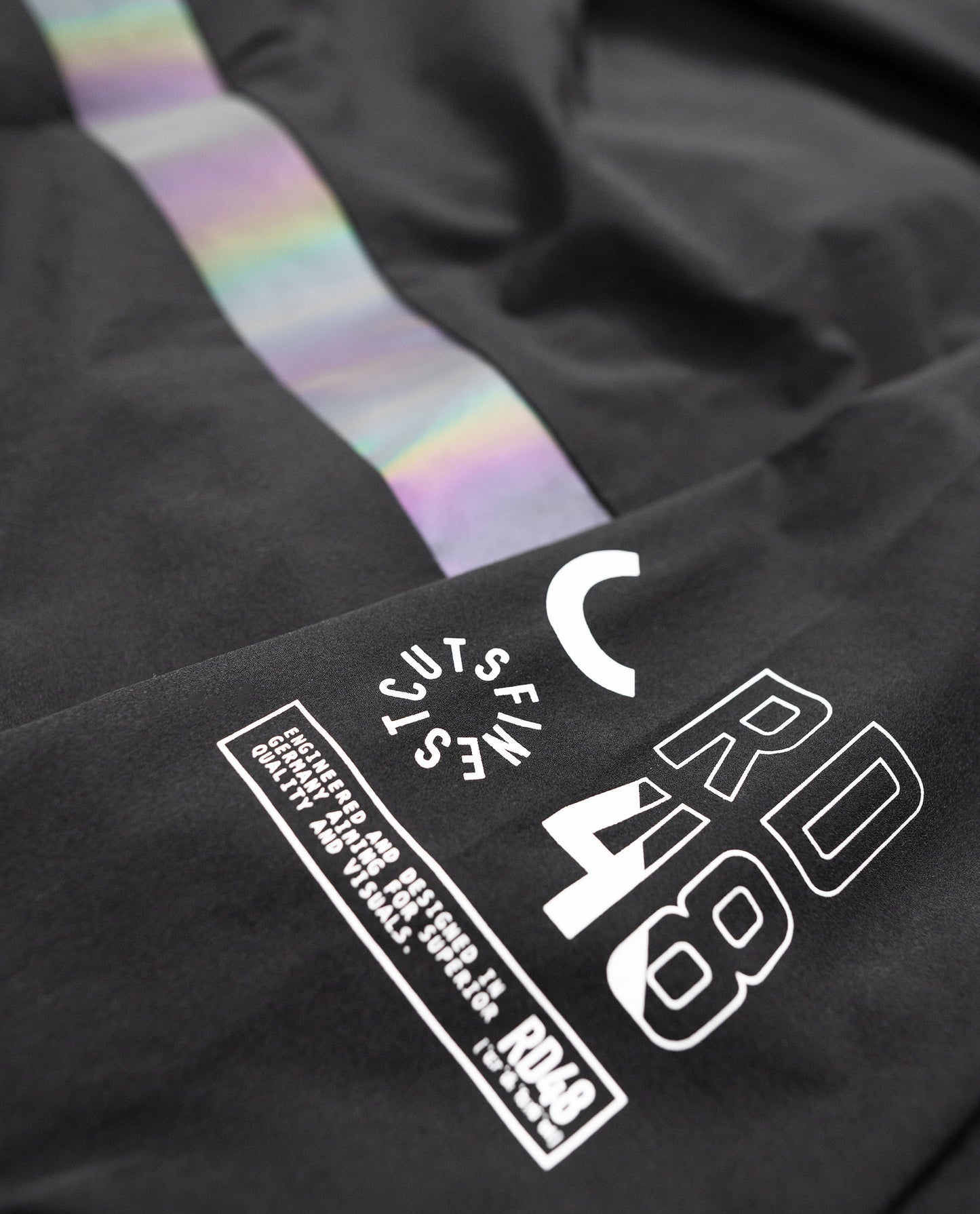 RD48 BLACK SERIES WINDBREAKER