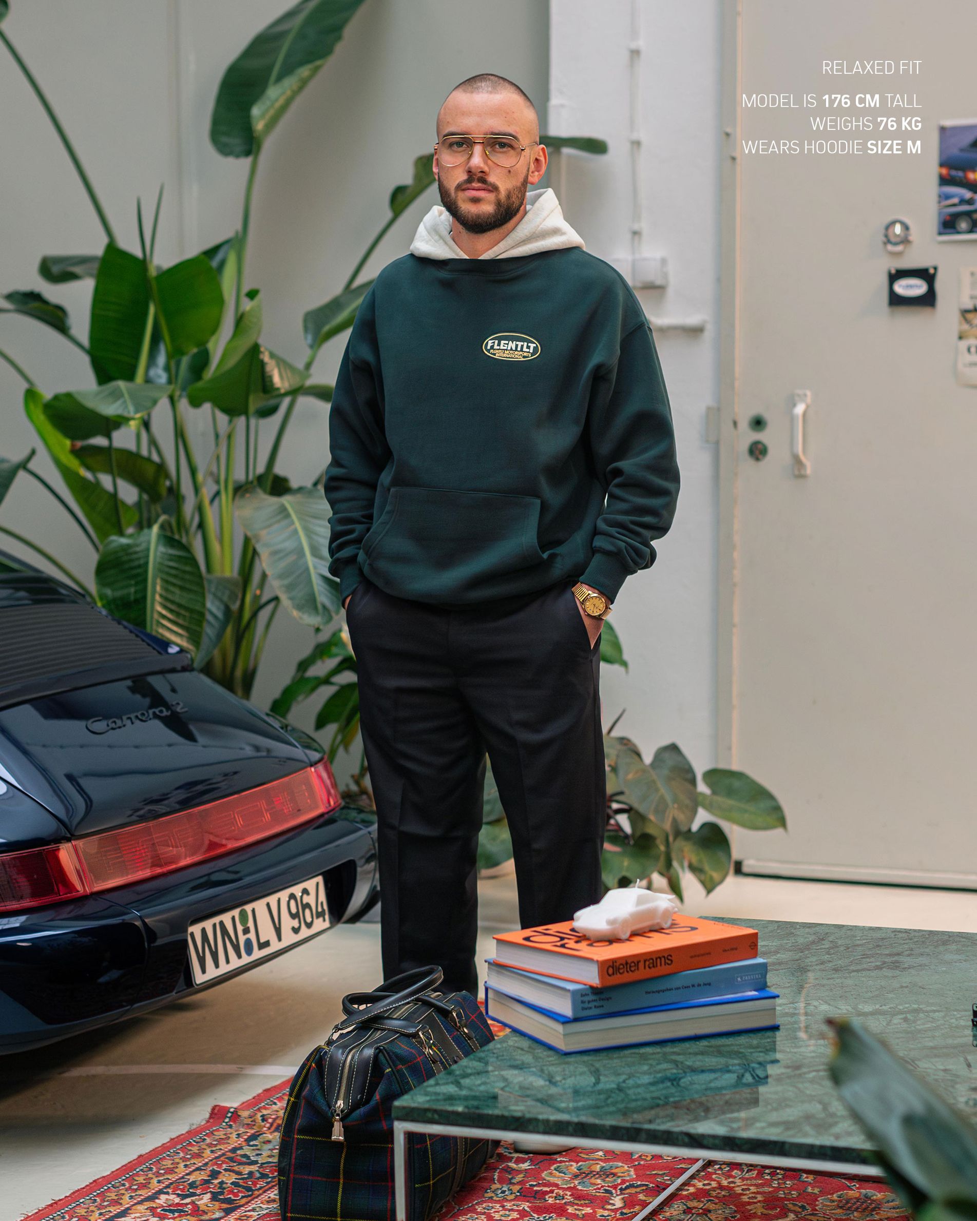 FLGNTLT AVENUE HOODIE
