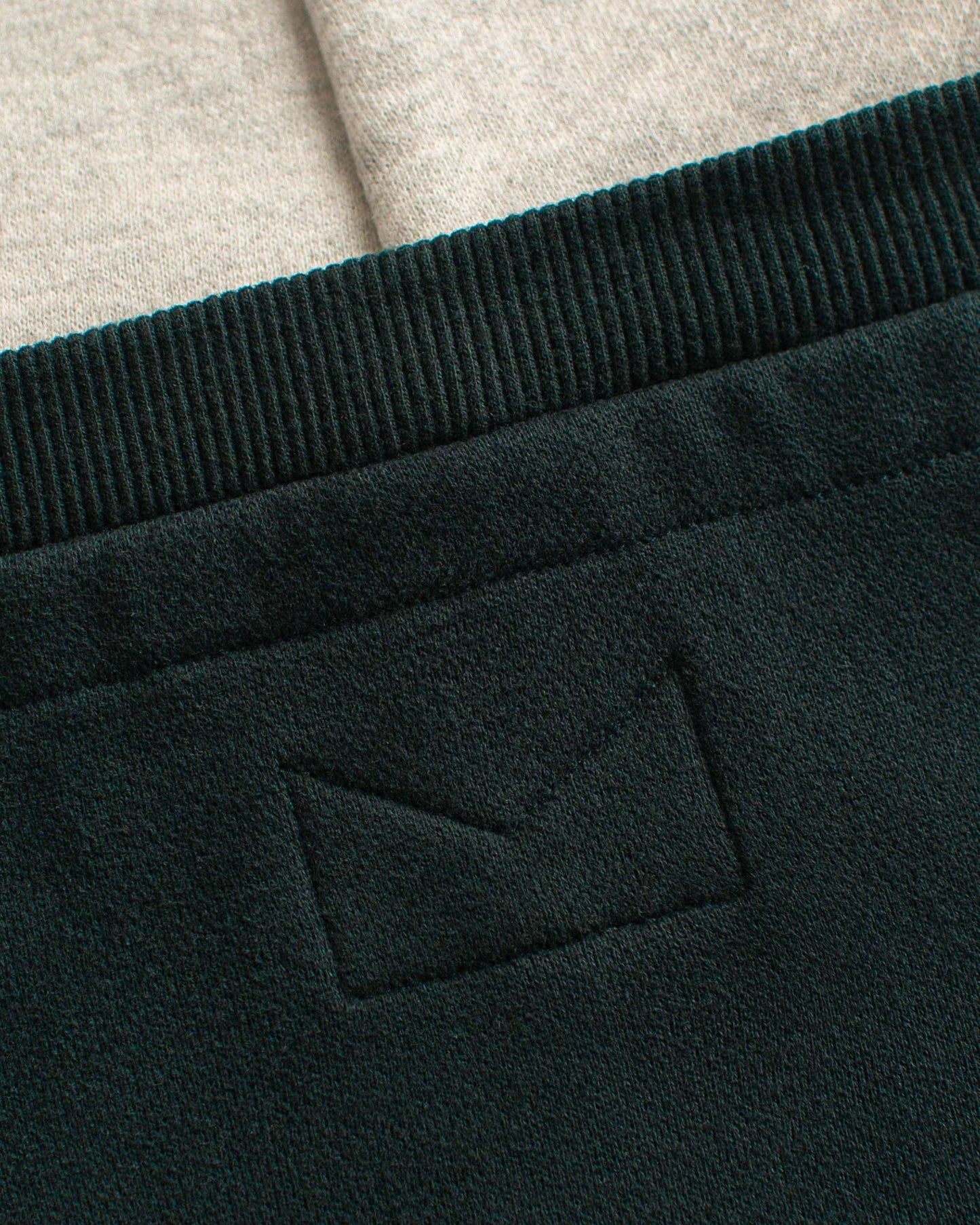 FLGNTLT AVENUE HOODIE
