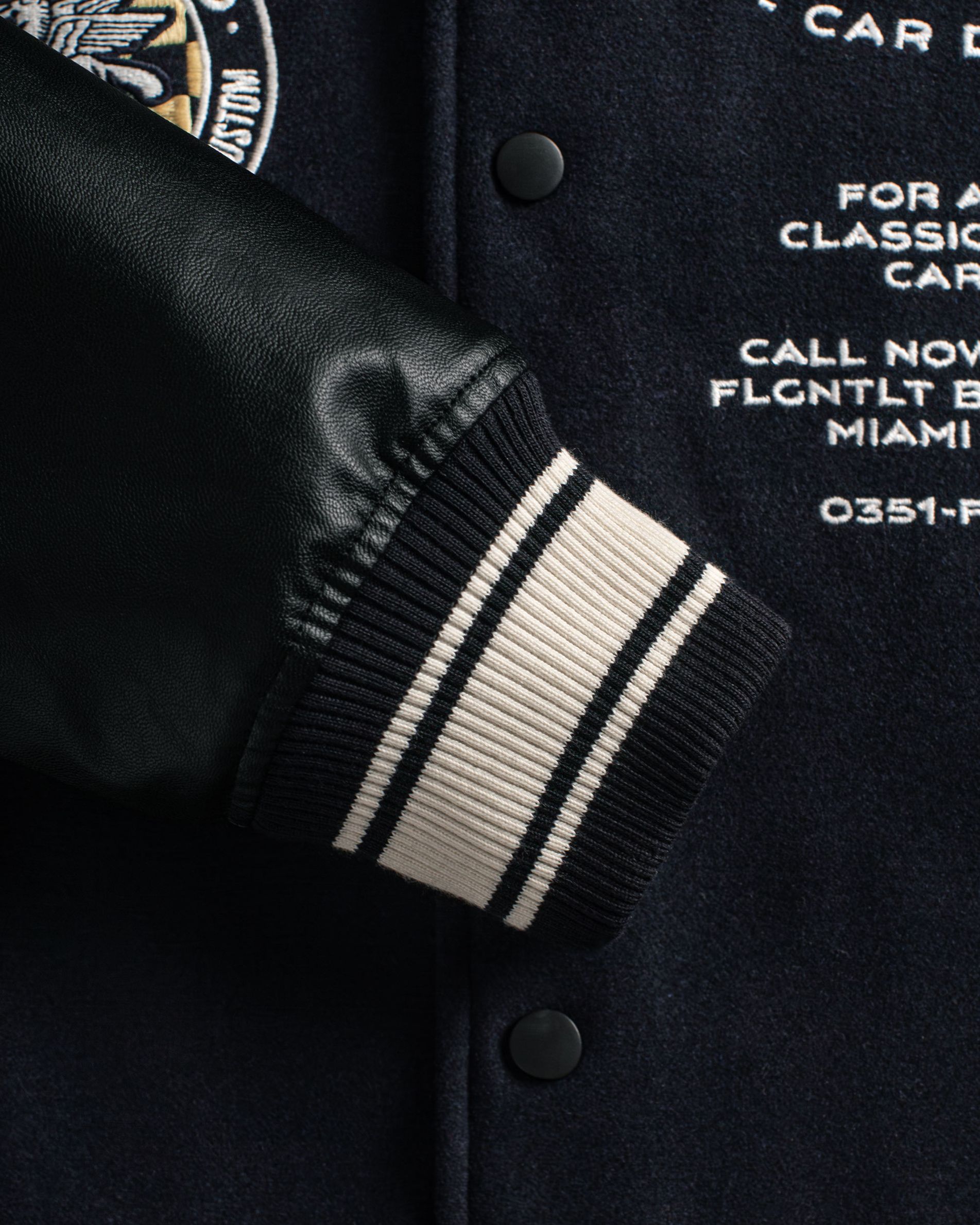 FLGNTLT CLASSIC VARSITY JACKET