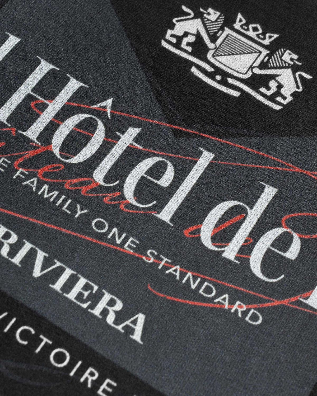 LE CHÂTEAU T-SHIRT
