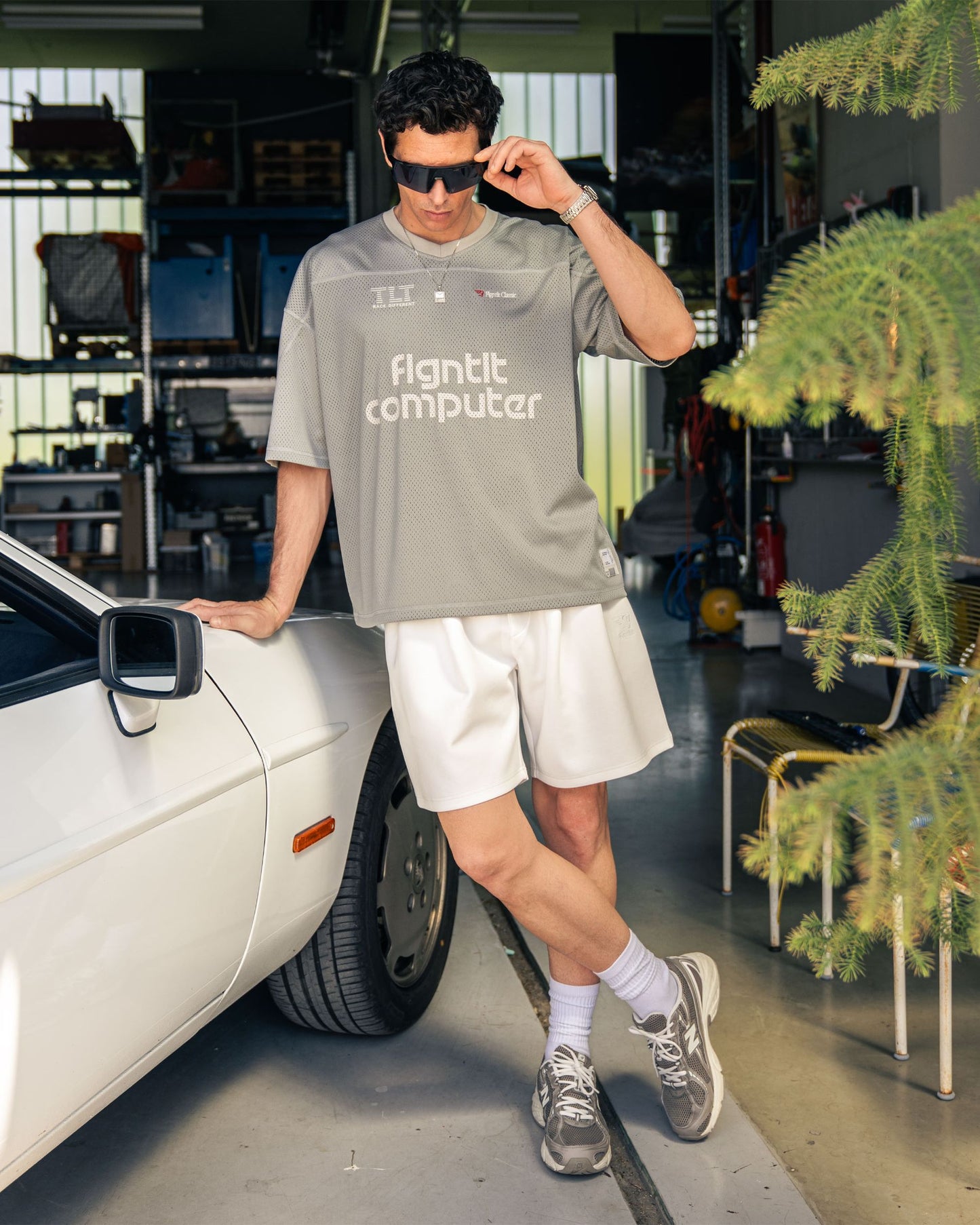 PLEATED SWEATSHORTS CREME
