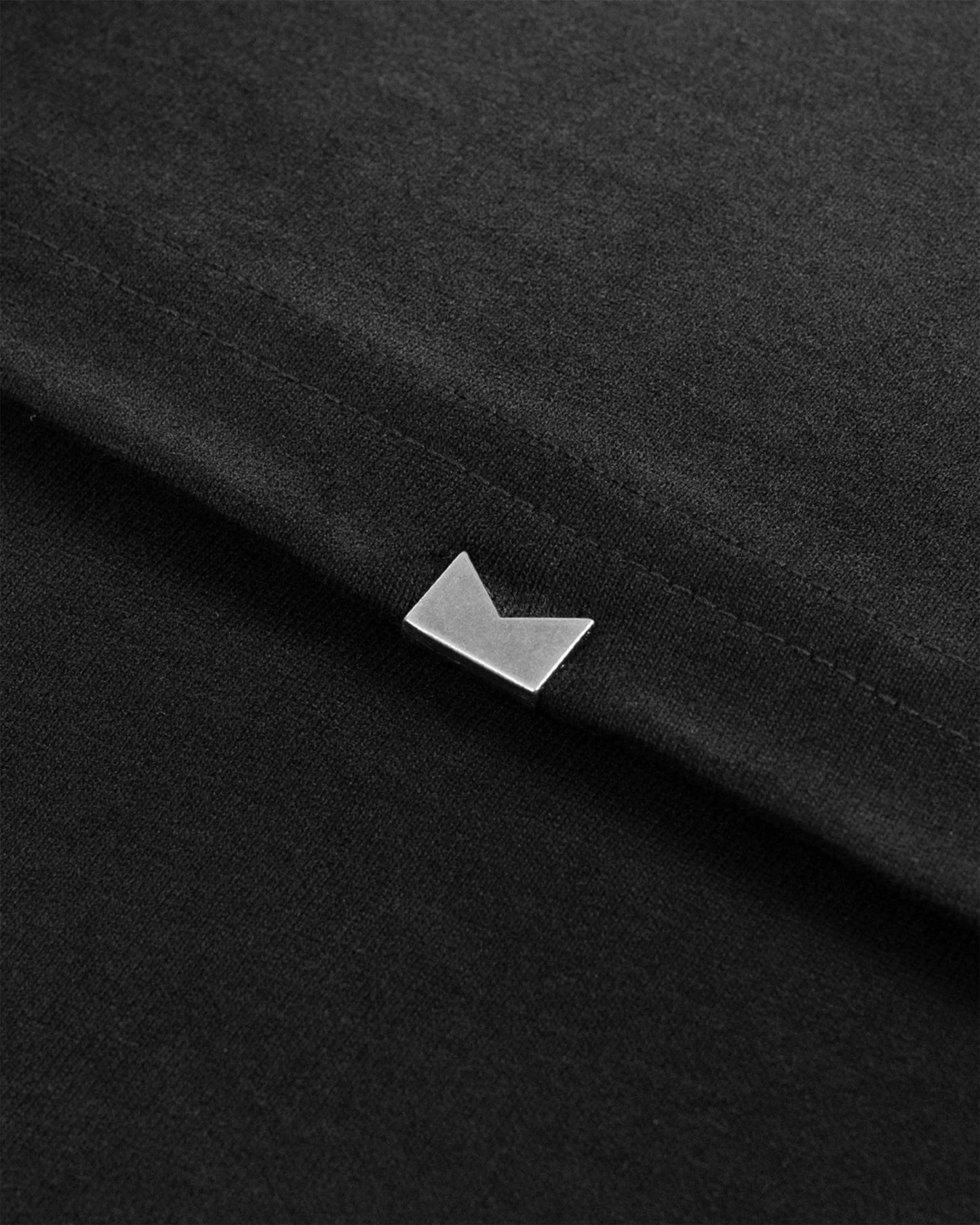 MOTION VINTAGE BLACK T-SHIRT