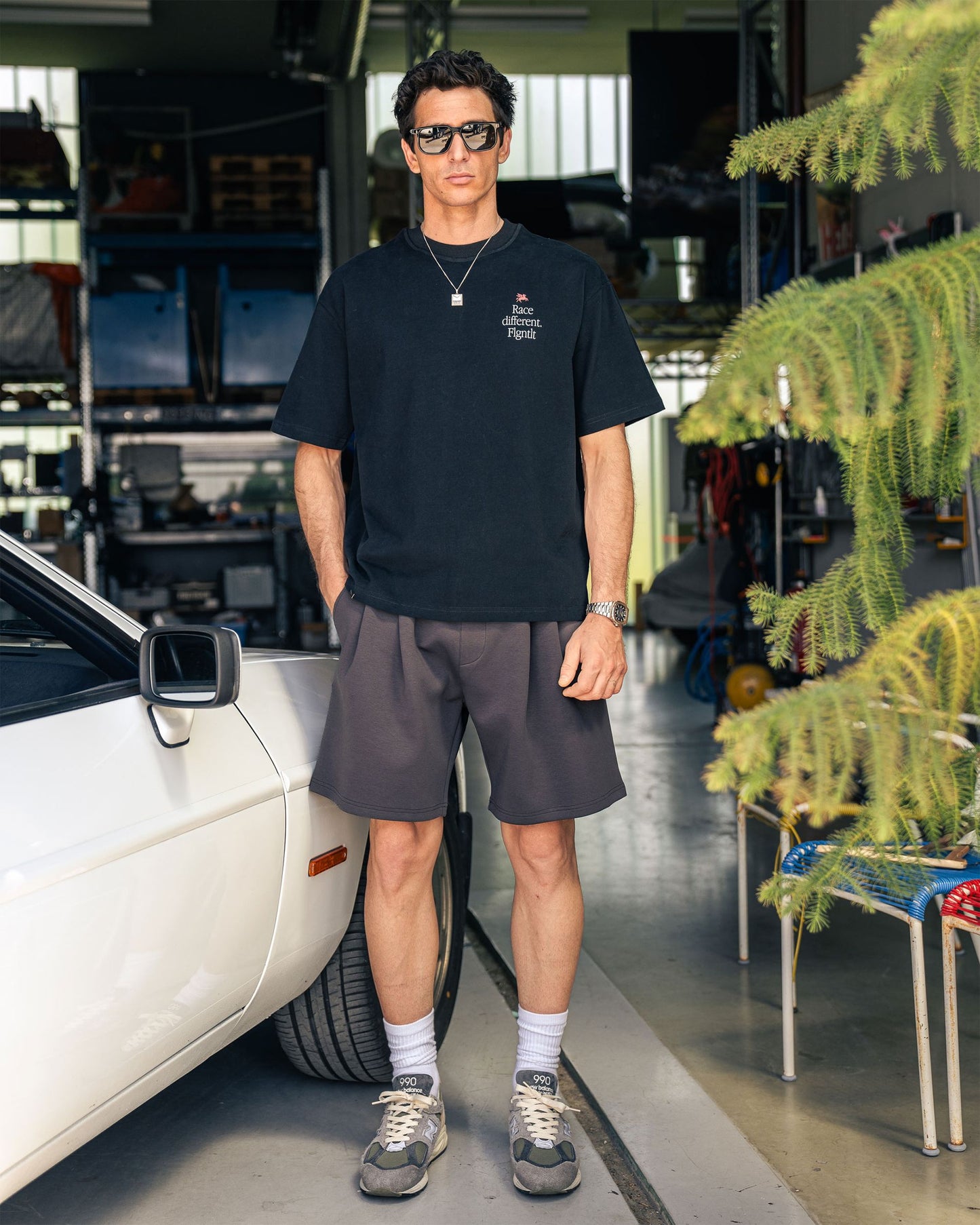 PLEATED SWEATSHORTS TAUPE