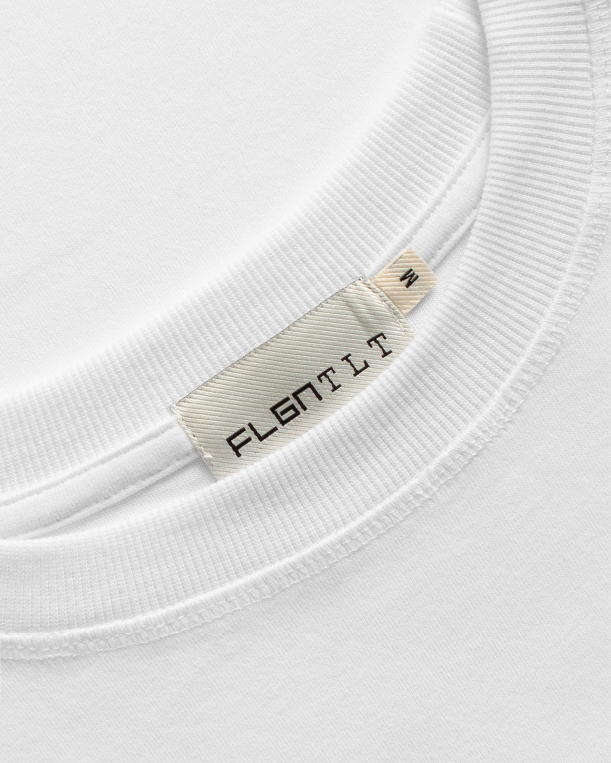 BOUTIQUE T-SHIRT