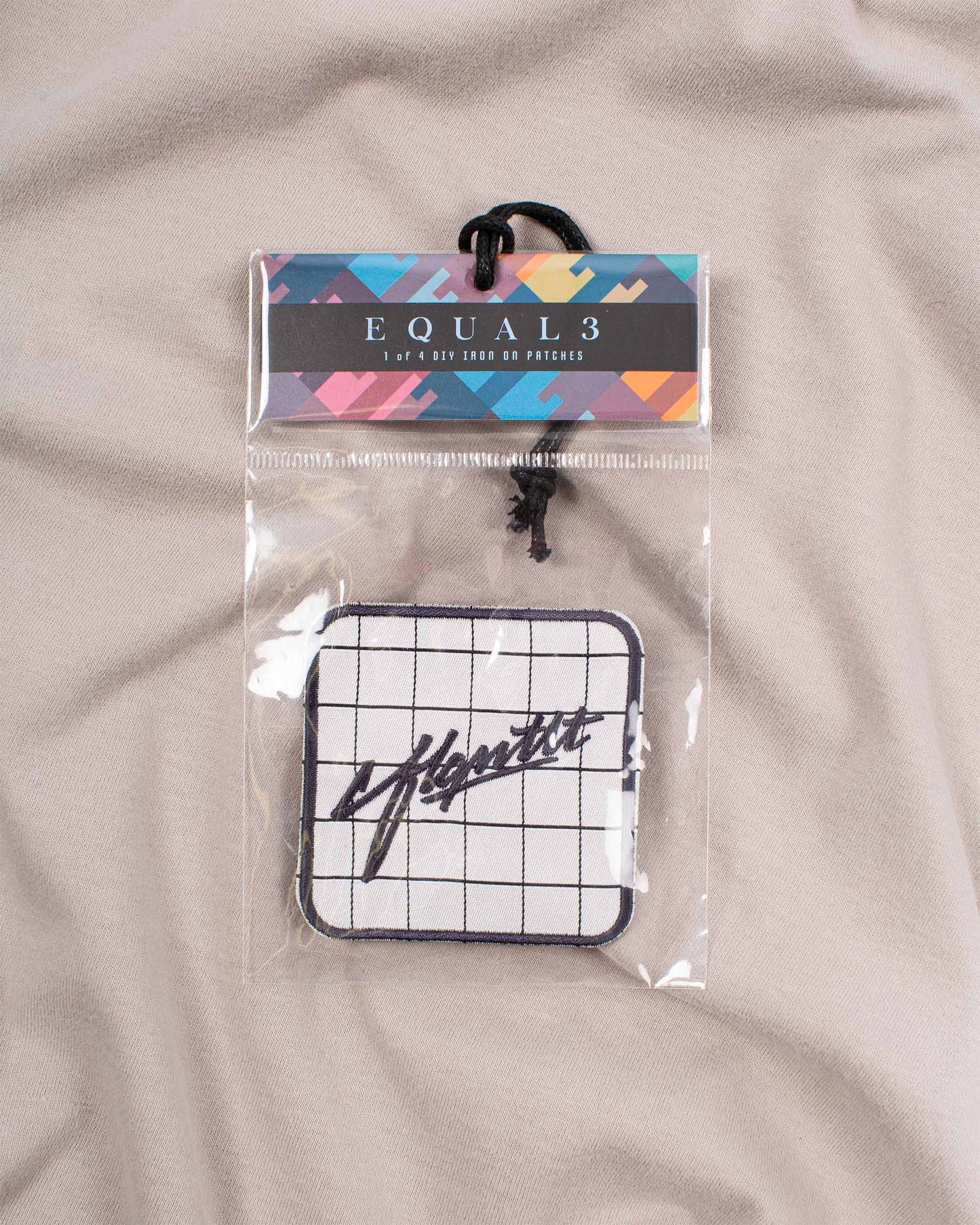 EQU4L GRUPPE5 T-SHIRT